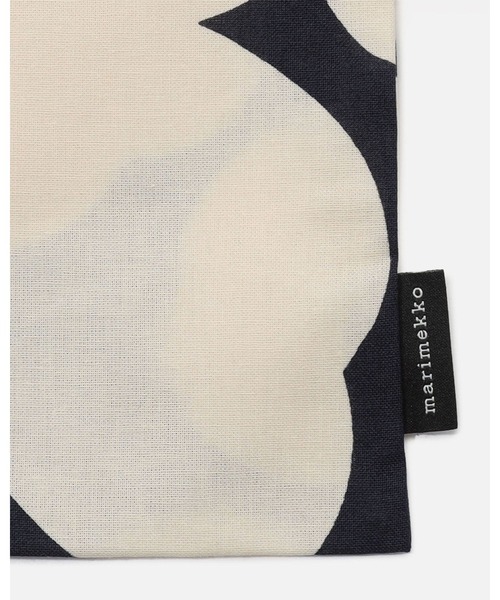 marimekko（マリメッコ）の「Pieni Unikko / tote bag  44x43 cm（トートバッグ・レディース・ホワイト×ネイビー・FREE）」の5枚目の写真