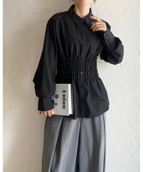 She's Closet(シーズクローゼット)の「ビスチェ風長袖ブロードシャーリングシャツブラウス(シャツ/ブラウス・レディース・ホワイト/ブルー/ブラック/ピンク・FREE)」の5枚目の写真
