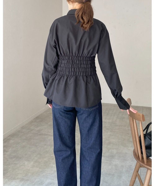 She's Closet(シーズクローゼット)の「ビスチェ風長袖ブロードシャーリングシャツブラウス(シャツ/ブラウス・レディース・ホワイト/ブルー/ブラック/ピンク・FREE)」の14枚目の写真