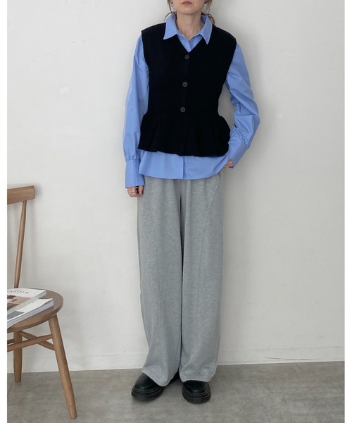 She's Closet(シーズクローゼット)の「ビスチェ風長袖ブロードシャーリングシャツブラウス(シャツ/ブラウス・レディース・ホワイト/ブルー/ブラック/ピンク・FREE)」の17枚目の写真