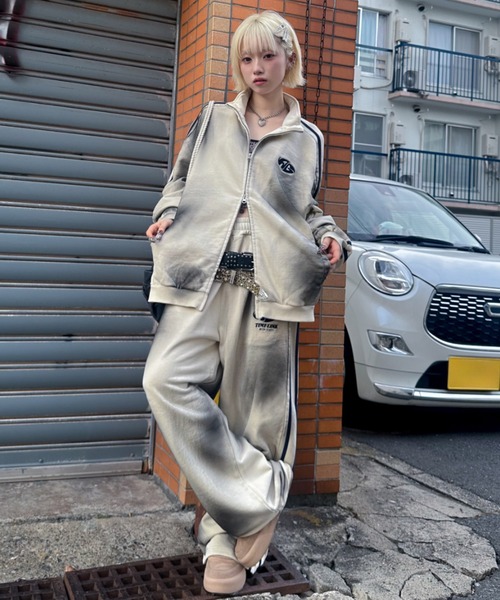A'gem(エージェム)の「A'GEM/9 × .kom 『A'gem/エージェム』 ライン加工スウェットパンツ(スウェットパンツ・メンズ・アイボリー/ブルー/チャコールグレー・FREE)」の12枚目の写真