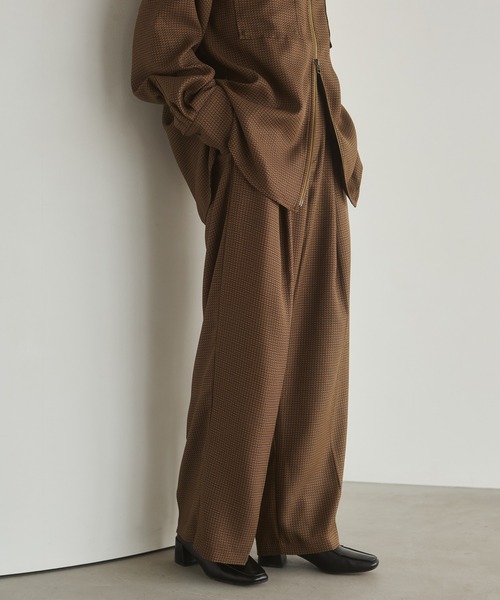 hunch（ハンチ）の「ウールライク チェック柄 ストレートパンツ（その他パンツ・レディース・カーキ系/グレー系その他/ブラウン系その他/ブラック系その他・FREE）」の3枚目の写真