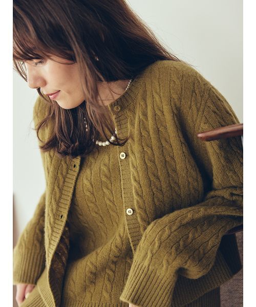 Mila Owen(ミラオーウェン)の「【セットアップ対応】カシミヤタッチケーブルニットプルオーバー(ニット/セーター・レディース・キャメル/マルチ/オリーブ・1/0)」の9枚目の写真