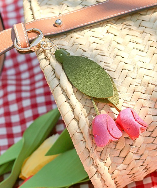 セール】PUレザーチューリップチャーム レザーチャーム フラワー 花