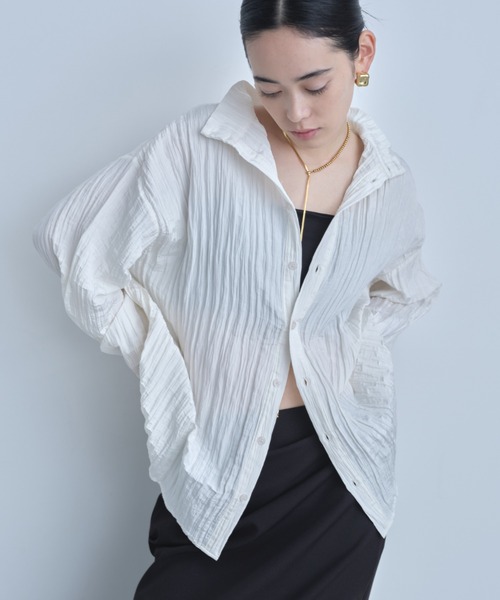 AIC.(エーアイシー)の「2WAYワッシャー加工シャツ/ハイネックトップス(シャツ/ブラウス・レディース・ブラック/オフホワイト/ブルー・FREE)」の1枚目の写真