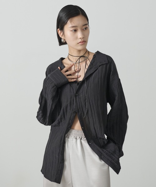 AIC.(エーアイシー)の「2WAYワッシャー加工シャツ/ハイネックトップス(シャツ/ブラウス・レディース・ブラック/オフホワイト/ブルー・FREE)」の22枚目の写真