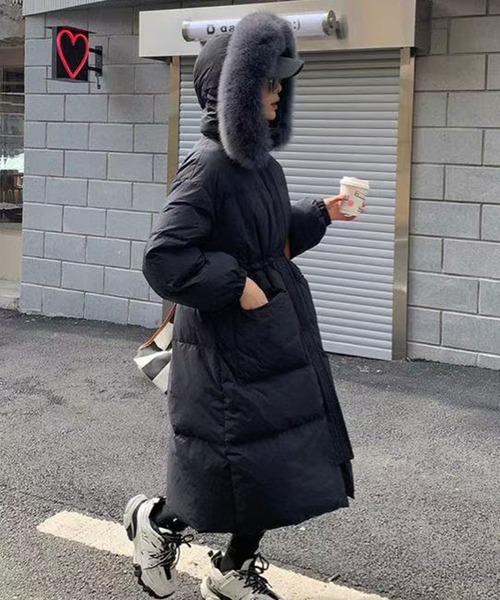 aimoha(アイモハ)の「ふわふわフォックスファーフードロングダウン (AW)(ダウンジャケット/コート・レディース・ベージュ/ブラック・FREE)」の5枚目の写真