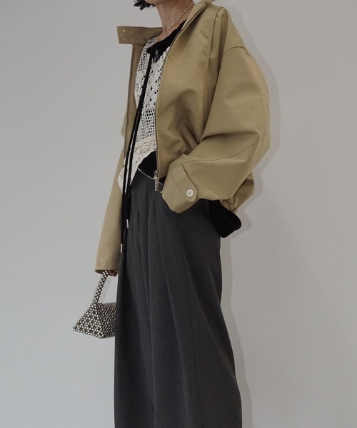 chuclla（チュクラ）の「スタンドネック ショートブルゾン chw25a072（ブルゾン・レディース・ベージュ・FREE）」の4枚目の写真