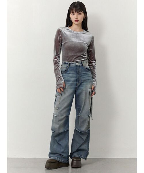 MURUA（ムルーア）の「2wayカーゴデニム（デニムパンツ・レディース・ブラック/ライトブルー・1/2）」の6枚目の写真