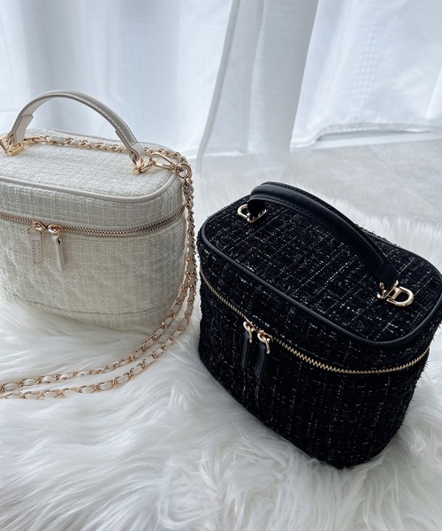 INGNI(イング)の「ツイードバニティバッグ(ショルダーバッグ・レディース・ブラック/オフホワイト・-)」の4枚目の写真