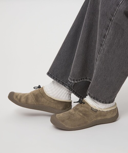 KEEN(キーン)の「<KEEN>ハウザー スリー スライド スリッポン(スリッポン・レディース・ブラウン系・23cm/24cm/25cm)」の3枚目の写真
