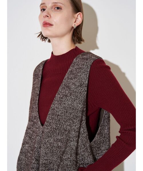 ELENDEEK（エレンディーク）の「ツィードディープVネックワンピース（ワンピース・レディース・ブラック/ブラウン・01/02）」の16枚目の写真