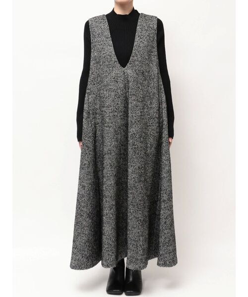 ELENDEEK（エレンディーク）の「ツィードディープVネックワンピース（ワンピース・レディース・ブラック/ブラウン・01/02）」の21枚目の写真