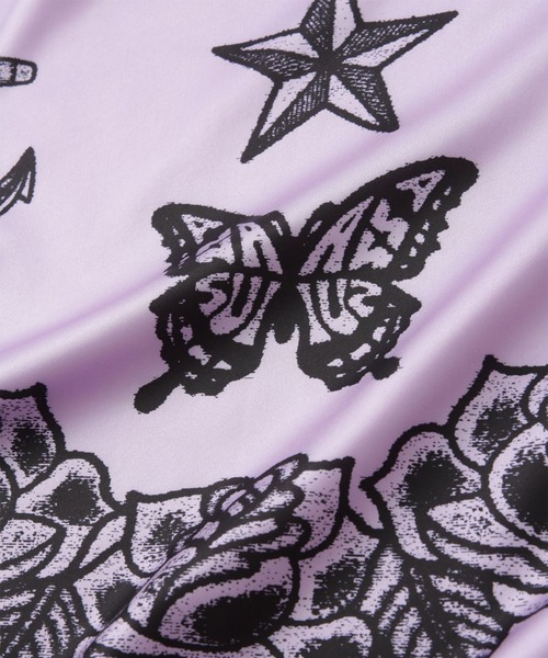 anna sui nyc(アナ スイ エヌ ワイ シー)の「グラフィックサテンスカーフ(バンダナ/スカーフ・レディース・ラベンダー/グレー/ライム/イエロー・FREE)」の16枚目の写真