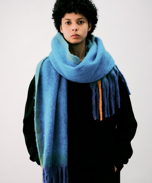 NOISE MAKER（ノイズメーカー）の「ポイントカラーボリュームフリンジマフラー（マフラー・レディース・パープル/レッド系その他/ブルー・FREE）」の10枚目の写真