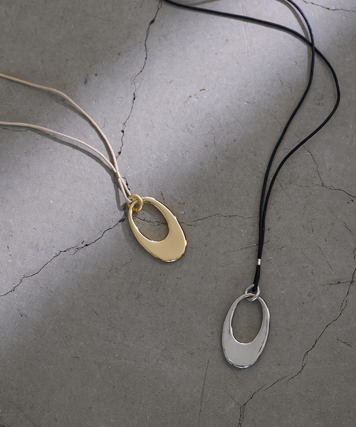 collex（コレックス）の「【dignif】【金属アレルギー対応】オーバルトップコードネックレス（ネックレス・レディース・シルバー/ゴールド・フリー）」の10枚目の写真