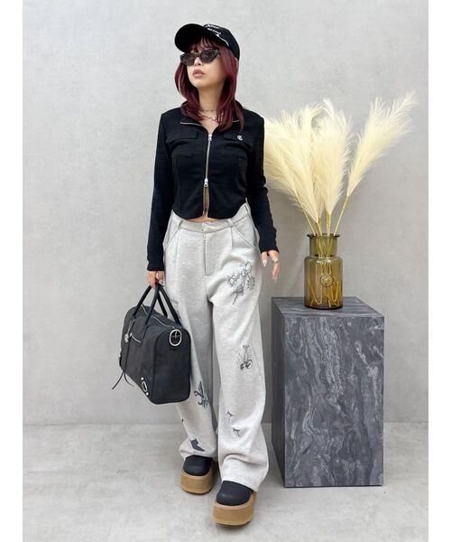 EVRIS（エヴリス）の「チャームコーデュロイCAP（キャップ・レディース・ブラック/ブラウン・FREE）」の20枚目の写真