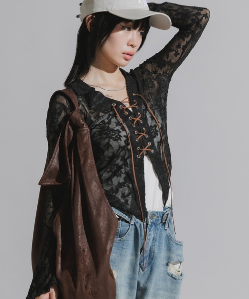 Chick（チック）の「Lace-Up Floral Lace Tops / レースアップ 花柄レーストップス（シャツ/ブラウス・レディース・ホワイト/ブラック・FREE）」の11枚目の写真