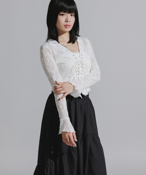 Chick（チック）の「Lace-Up Floral Lace Tops / レースアップ 花柄レーストップス（シャツ/ブラウス・レディース・ホワイト/ブラック・FREE）」の5枚目の写真