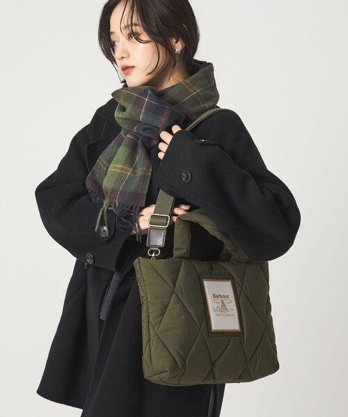 Barbour（バブアー）の「＜Barbour＞キルティング トートバッグ（ミニ）（トートバッグ・レディース・ブラック/オリーブ・FREE）」の4枚目の写真