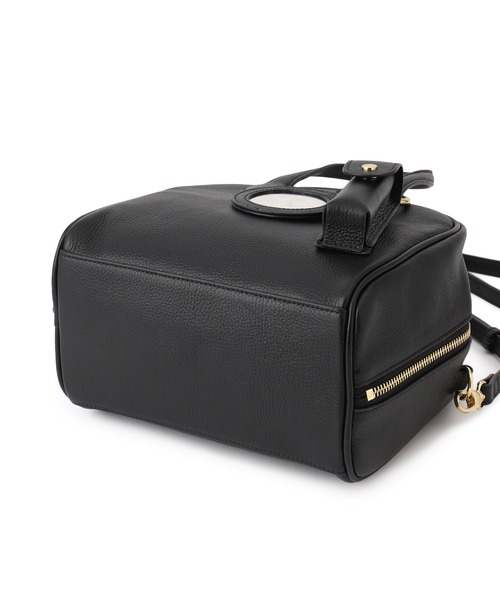 SALON adam et rope'（サロン アダム エ ロペ）の「【WS（ドゥーブル）】チャーム付きナチュラルレザー2WAYキューブバッグ（ショルダーバッグ・レディース・ブラック・FREE）」の22枚目の写真