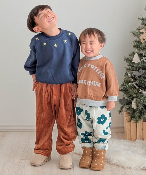 BREEZE(ブリーズ)の「【裏起毛】あったかロゴバリエーショントレーナー_ジュニア対応(スウェット・キッズ・パープル/キナリ/ネイビー/チャコール/キャメル/サックスブルー/アイボリー/エメラルド/レッド/ブラック・90/110/120/80/100/150/130/140)」の16枚目の写真