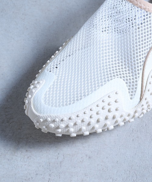 PUMA(プーマ)の「【PUMA】MOSTRO FLEX MESH(スニーカー・レディース・アイボリー/ブラック・23.5cm/23cm/25cm/24.5cm/24cm)」の21枚目の写真