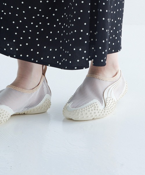 PUMA(プーマ)の「【PUMA】MOSTRO FLEX MESH(スニーカー・レディース・アイボリー/ブラック・23.5cm/23cm/25cm/24.5cm/24cm)」の12枚目の写真