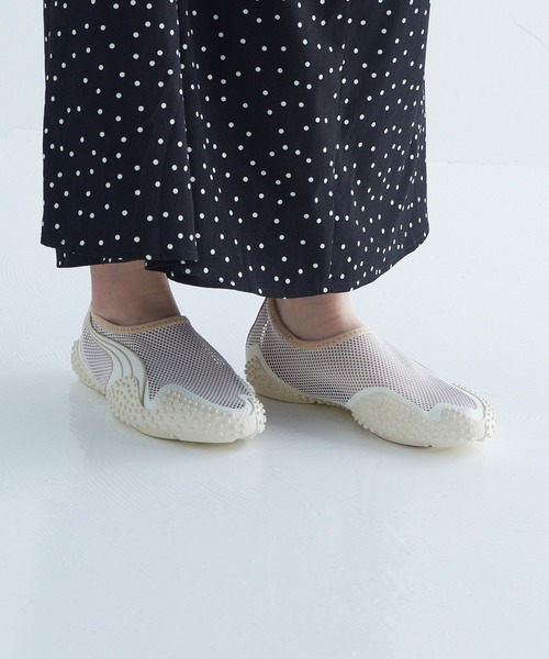 PUMA(プーマ)の「【PUMA】MOSTRO FLEX MESH(スニーカー・レディース・アイボリー/ブラック・23.5cm/23cm/25cm/24.5cm/24cm)」の13枚目の写真