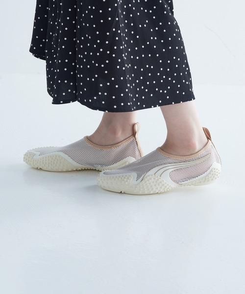 PUMA(プーマ)の「【PUMA】MOSTRO FLEX MESH(スニーカー・レディース・アイボリー/ブラック・23.5cm/23cm/25cm/24.5cm/24cm)」の15枚目の写真