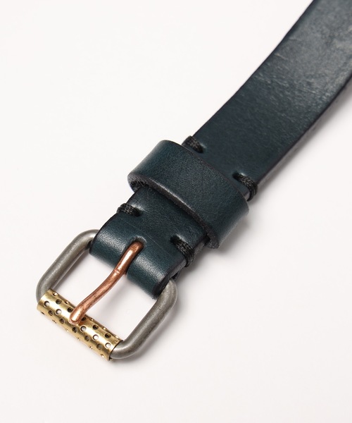 Dulcamara（ドゥルカマラ）の「カラーバックルロングベルト - Dark Navy（ベルト・レディース・ブラック/ブロンズ・1/0）」の4枚目の写真
