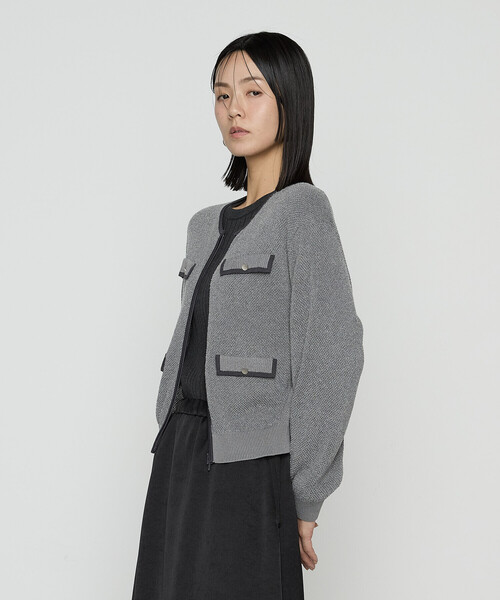 K.T KIYOKO TAKASE（キヨコタカセ）の「モールジャカードニット ジップアップカーディガン（カーディガン/ボレロ・レディース・グレー/ネイビー・9号/11号）」の7枚目の写真