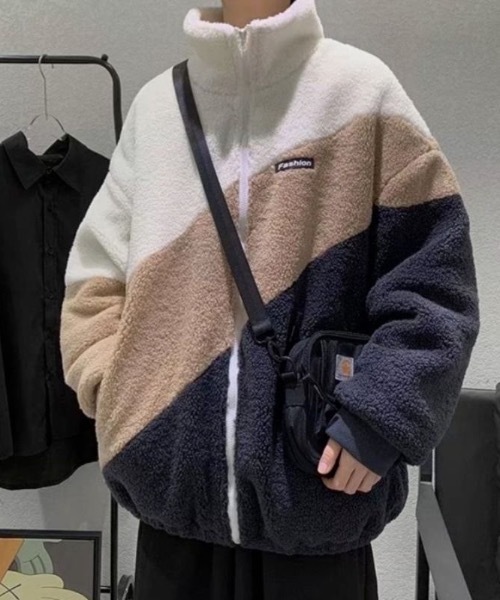 SHEPP(シープ)の「ボアフリースカラーブロック切り替えジャケット(ブルゾン・メンズ・ブルー/ベージュ・M)」の14枚目の写真