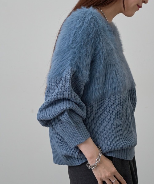 COLONY 2139（コロニートゥーワンスリーナイン）の「切替シャギーニット（ニット/セーター・レディース・ブラウン/レッド/グレー/アイボリー/グレイッシュベージュ/サックスブルー・FREE）」の19枚目の写真