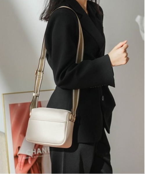 BACKYARD FAMILY(バックヤードファミリー)の「斜めがけショルダーバッグ gbag4122(ショルダーバッグ・レディース・ベージュ/ブラウン/ブラック・FREE)」の5枚目の写真
