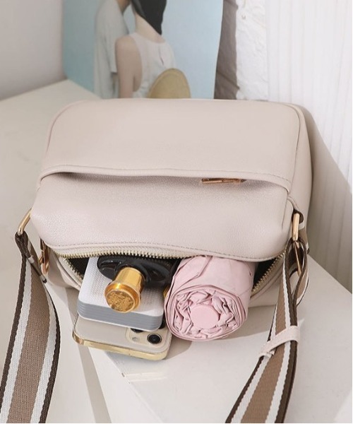 BACKYARD FAMILY(バックヤードファミリー)の「斜めがけショルダーバッグ gbag4122(ショルダーバッグ・レディース・ベージュ/ブラウン/ブラック・FREE)」の13枚目の写真
