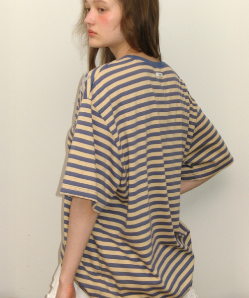 RONRON（ロンロン）の「STRIPE STAR APPLIQUE T SHIRT BEIGE BLUE（Tシャツ/カットソー・レディース・その他・FREE）」の4枚目の写真