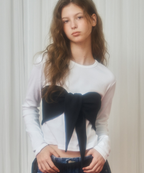 RONRON(ロンロン)の「KNOT BUSTIER RIBBON LONG SLEEVE T SHIRT WHITE BLACK(Tシャツ/カットソー・レディース・その他・FREE)」の1枚目の写真