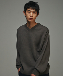 SIGNATURE（シグネチャ）の「V-neck Relaxed Knit [Charcoal]（ニット/セーター・メンズ）」