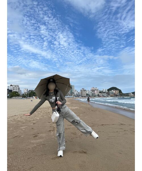 AVANDRESS(アバンドレス )の「BUCKLE WIDE DENIM PANTS GREY(デニムパンツ・レディース・その他・SMALL/MEDIUM/LARGE/X-LARGE)」の21枚目の写真