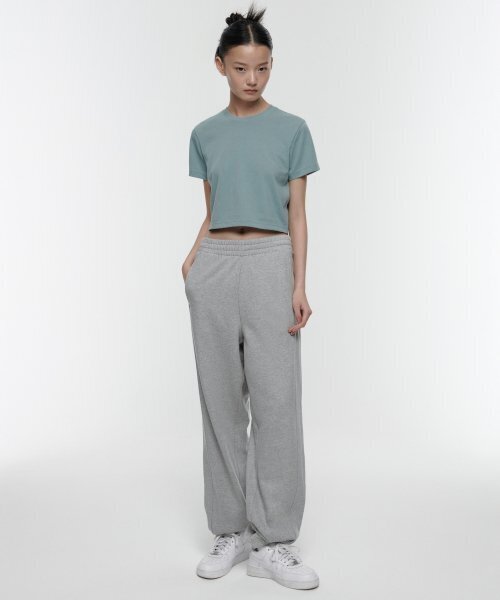 MUSINSA STANDARD WOMAN（ムシンサスタンダードウーマン）の「ウィメンズワイドスウェットパンツ[ミディアムグレー]（スウェットパンツ・レディース・その他・SMALL/MEDIUM/LARGE/X-SMALL）」の5枚目の写真