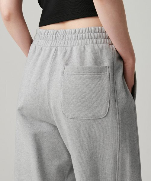 MUSINSA STANDARD WOMAN（ムシンサスタンダードウーマン）の「ウィメンズワイドスウェットパンツ[ミディアムグレー]（スウェットパンツ・レディース・その他・SMALL/MEDIUM/LARGE/X-SMALL）」の13枚目の写真