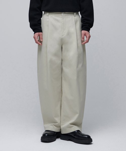 MUSINSA STANDARD（ムシンサスタンダード）の「カーブドワイドチノパンツ[クリーム]（その他パンツ・メンズ・その他・40/38/33/26/27/28/29/42/36/34/32/30/31）」の6枚目の写真