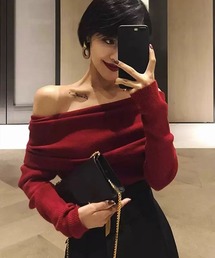 VIBGYOR（ヴィブジョー）の「【EIZZ/アイズ】オフショルダー ドレープデザイン ニットトップス（ニット/セーター）」