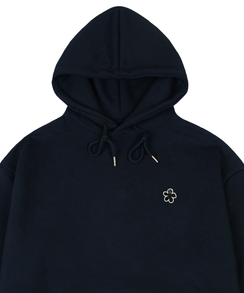 GRAVER（グレーバー）の「[ユニセックス]ブラックオードフラワー刺繍フードパーカー_ネイビー（パーカー・レディース・ネイビー・SMALL/MEDIUM/LARGE/X-LARGE）」の2枚目の写真