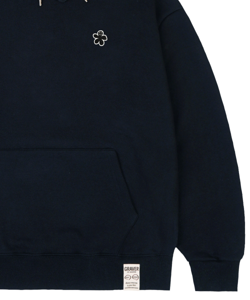 GRAVER（グレーバー）の「[ユニセックス]ブラックオードフラワー刺繍フードパーカー_ネイビー（パーカー・レディース・ネイビー・SMALL/MEDIUM/LARGE/X-LARGE）」の3枚目の写真