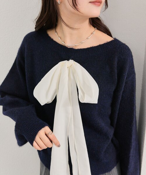 mystic（ミスティック）の「リボン付きニット プルオーバー（ニット/セーター・レディース・ベージュ/チャコールグレー/ネイビー・FREE）」の3枚目の写真