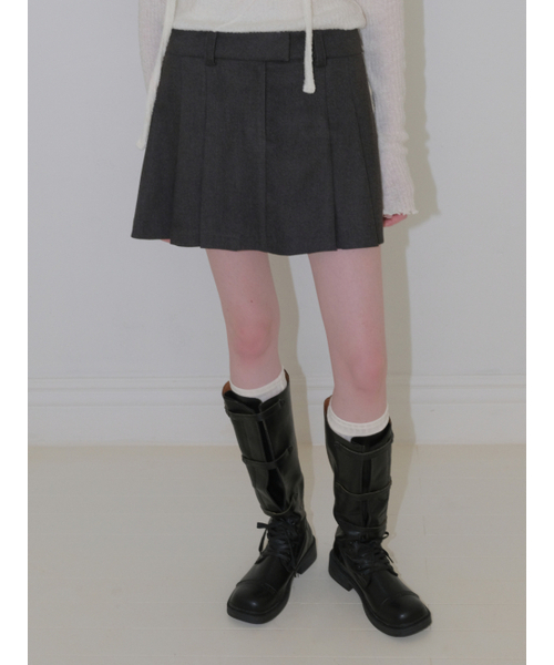 ETMON（エトモン）の「Winter Pleated Mini Skirt, Charcoal（スカート・レディース・その他・SMALL/MEDIUM）」の3枚目の写真