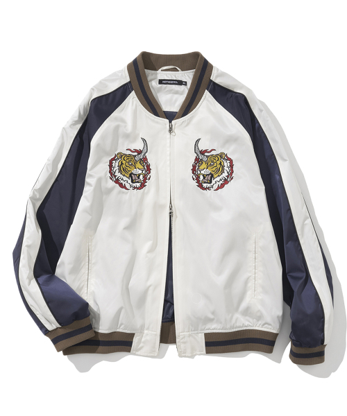 NOT4NERD（ノットフォーナード）の「Horned Tiger Satin Blouson Jacket - Ivory（ブルゾン・レディース・その他・MEDIUM/LARGE/X-LARGE）」の2枚目の写真