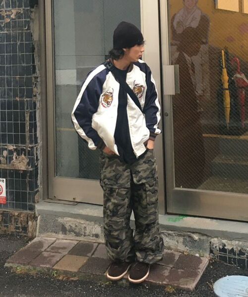 NOT4NERD（ノットフォーナード）の「Horned Tiger Satin Blouson Jacket - Ivory（ブルゾン・レディース・その他・MEDIUM/LARGE/X-LARGE）」の4枚目の写真